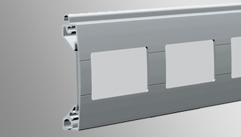 rolovací průmyslová vrata lamela s okénky